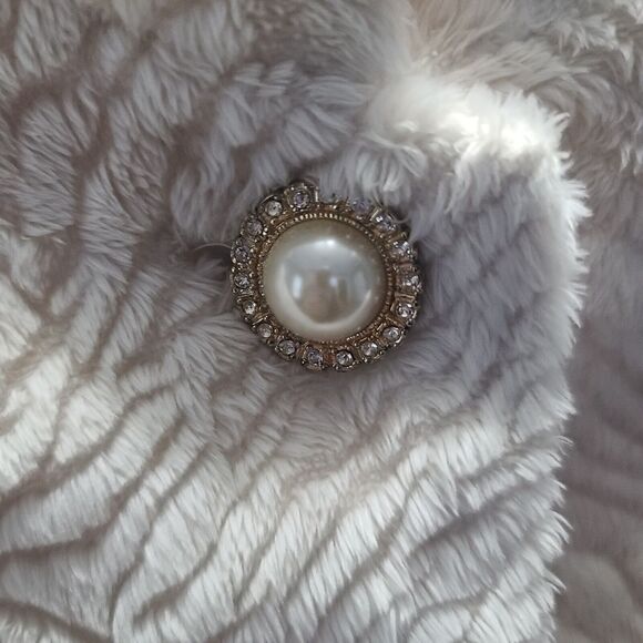 Laura Ashley Womens Soft Coat Cream Size Medium Polyester Long Sleeve Zip Close - Picture 8 of 12